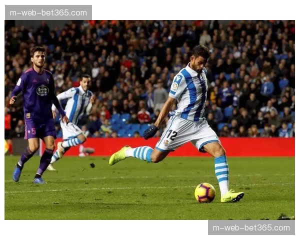 塞维利亚四月防守有所改善，但仍以49个失球排名靠后